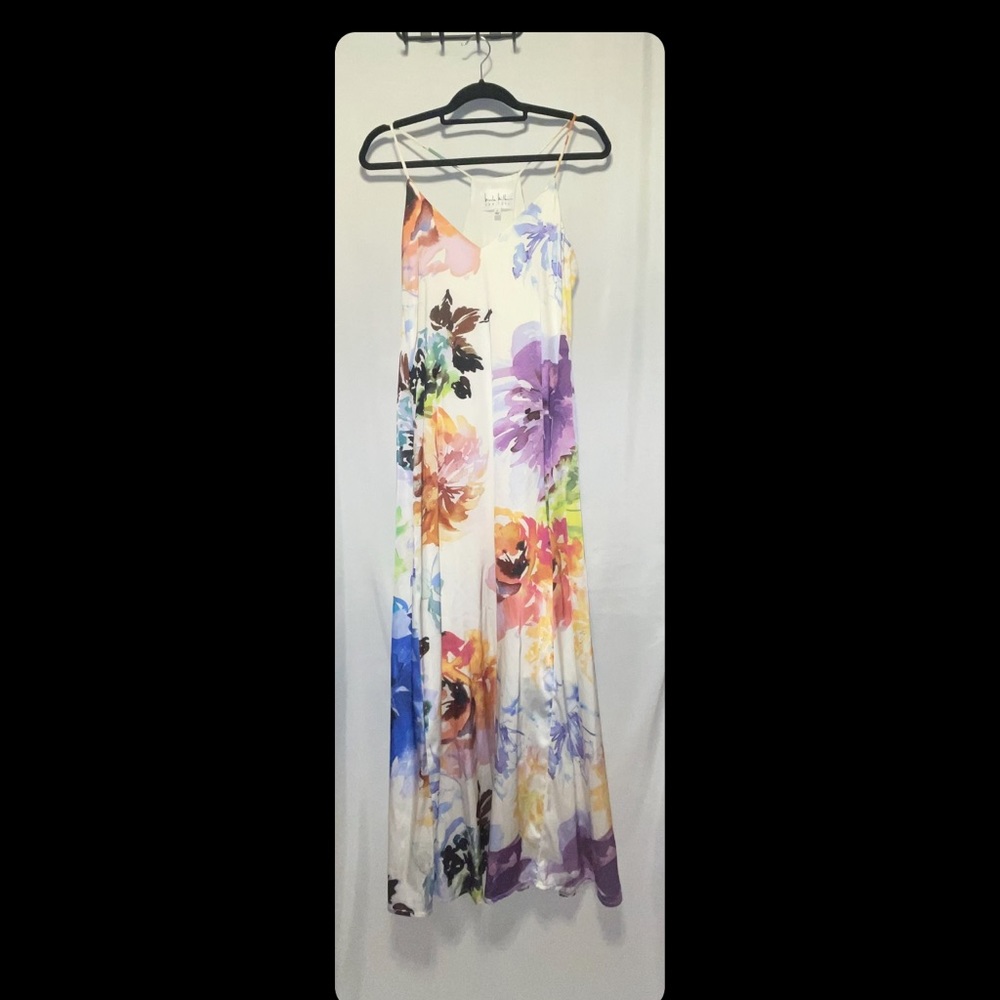 Nicole Miller V Neck Floral Watercolor Maxi Dress with pockets